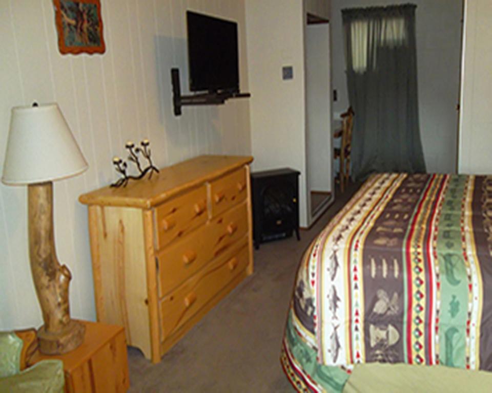 Holiday Motel Кениън Сити Стая снимка