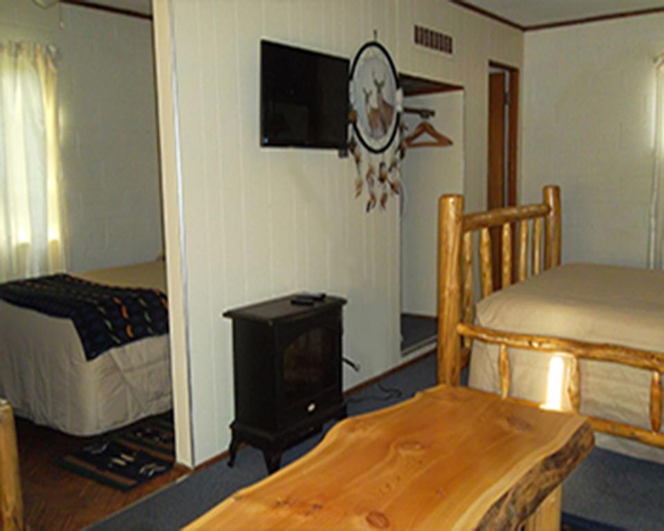 Holiday Motel Кениън Сити Стая снимка